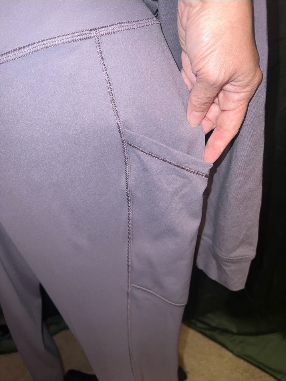 **2pc Set! Banana Republic Dusty Purple Cowl Neck Sweatshirt and Leggings Set - Picture 6 of 11